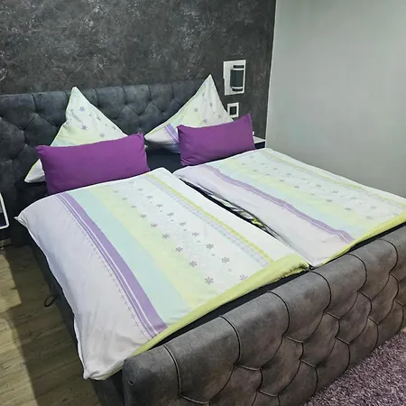 Sinuessa Homestay szállás *