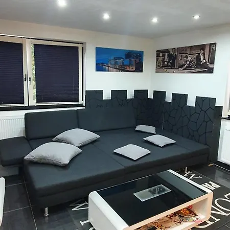 Sinuessa كولونيا