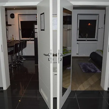 Sinuessa * Кёльн